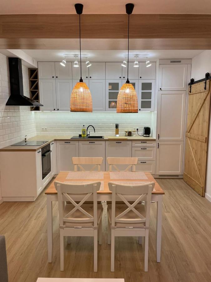 Apartamenty Guzik 22 Krosno Extérieur photo